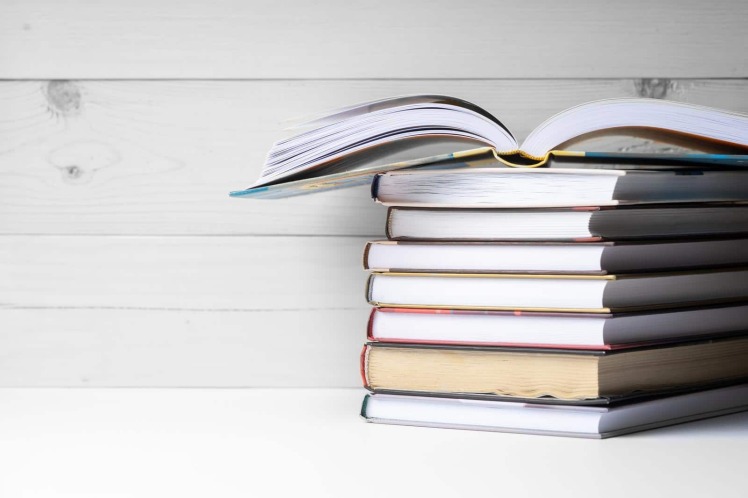 شرایط و قوانین نشر و چاپ کتاب به چه صورت است؟